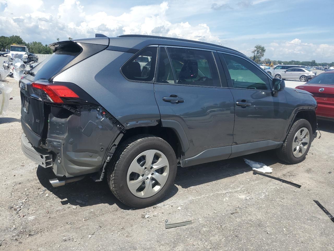 2021 Toyota Rav4 Le - Фото 3