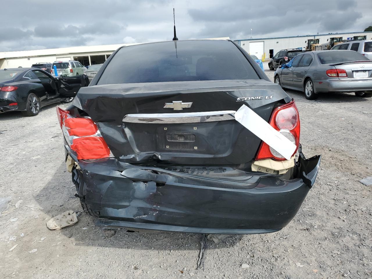 2014 Chevrolet Sonic Lt - Фото 6
