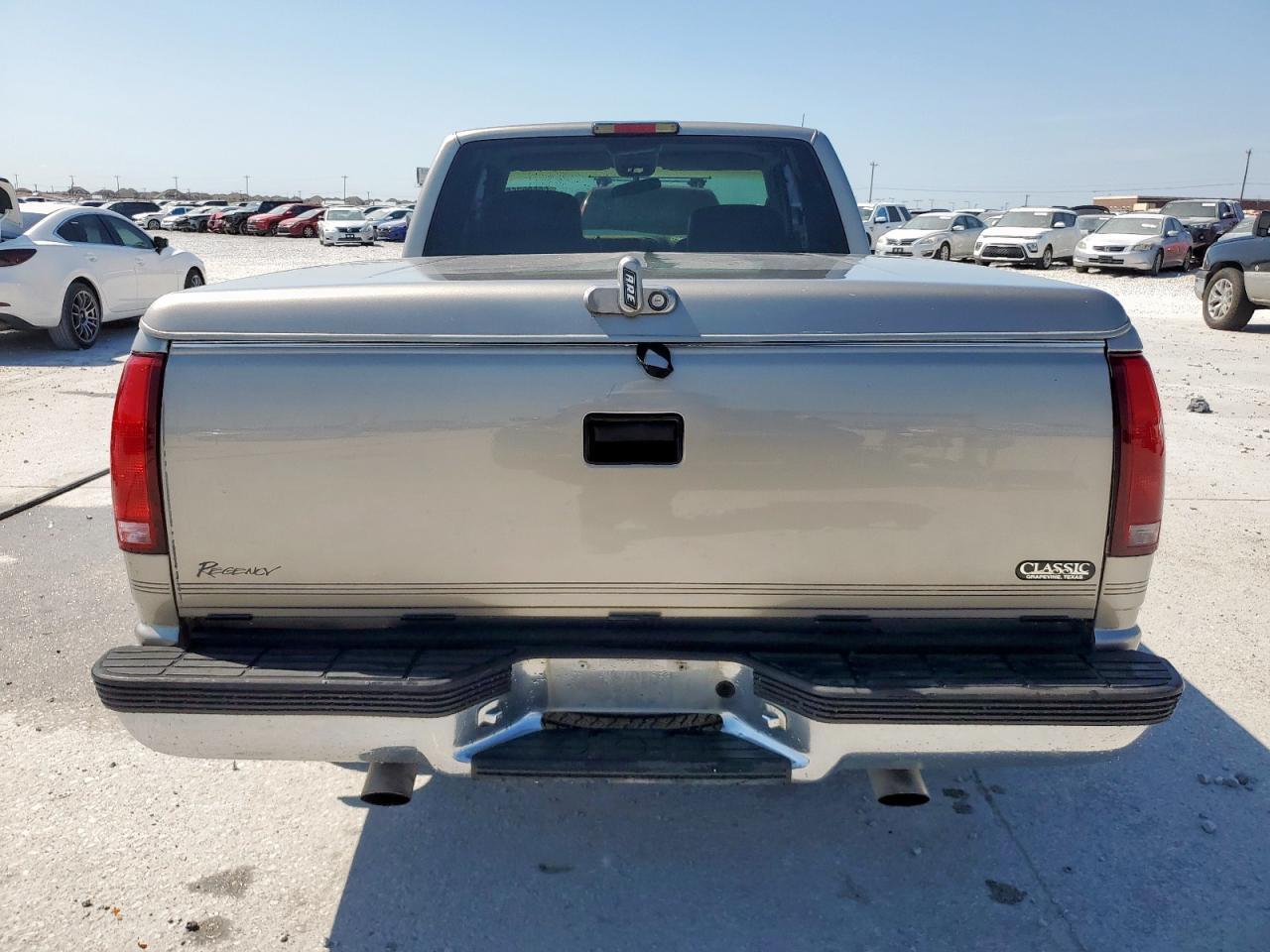 1998 Chevrolet Gmt-400 C1500 - Фото 6