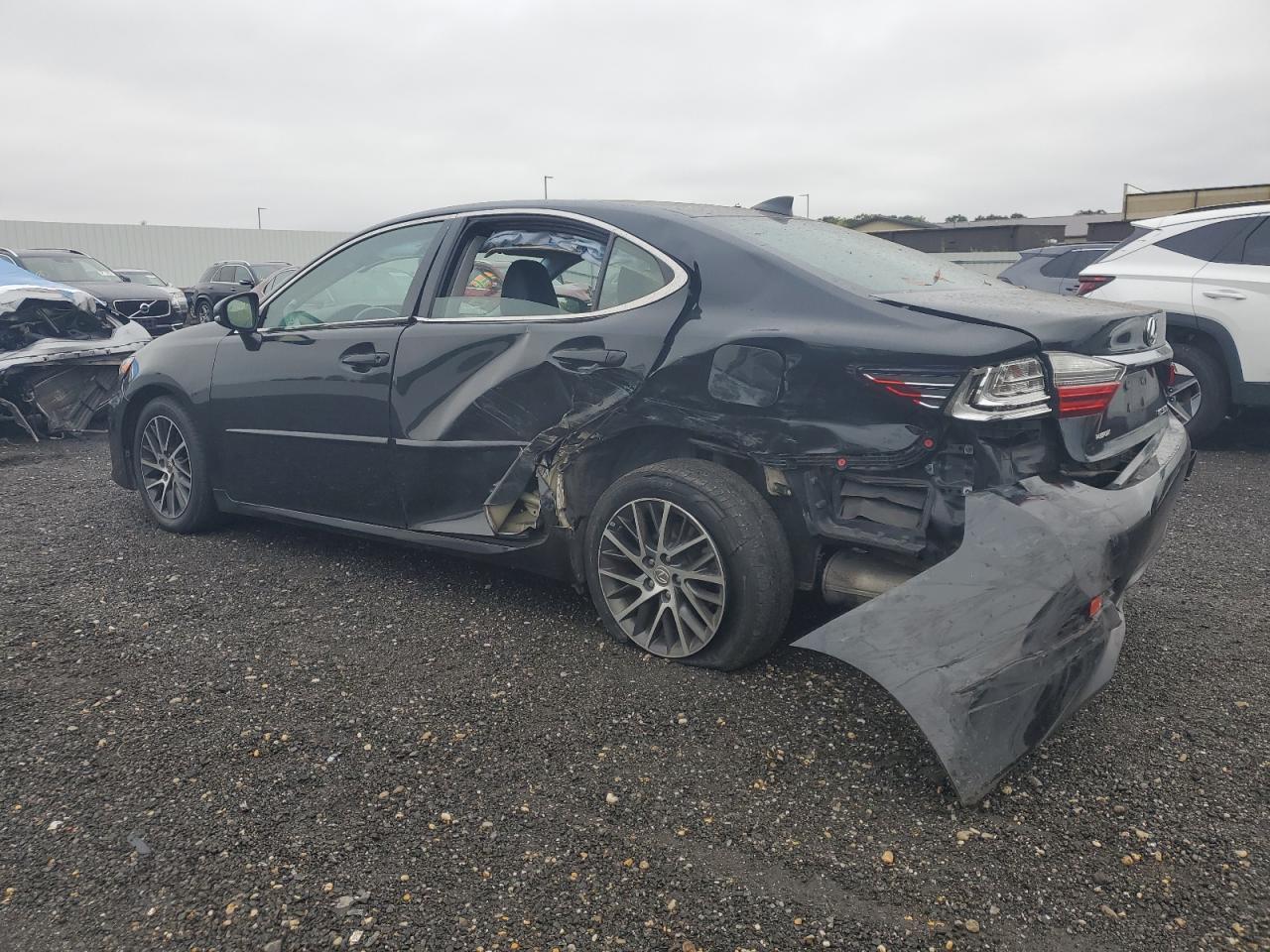 2016 Lexus Es 350 - Image 2