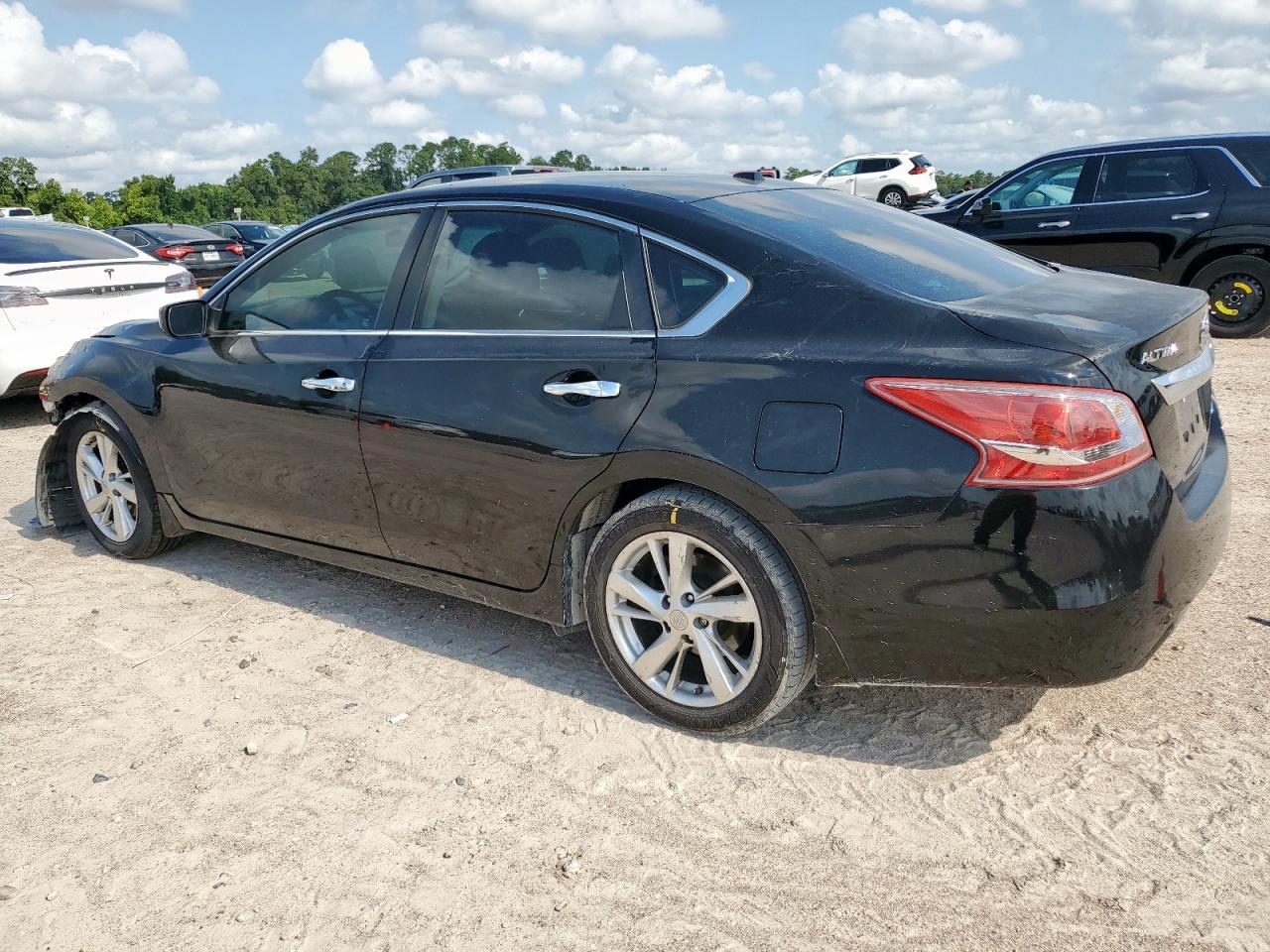 2013 Nissan Altima 2.5 - Фото 2