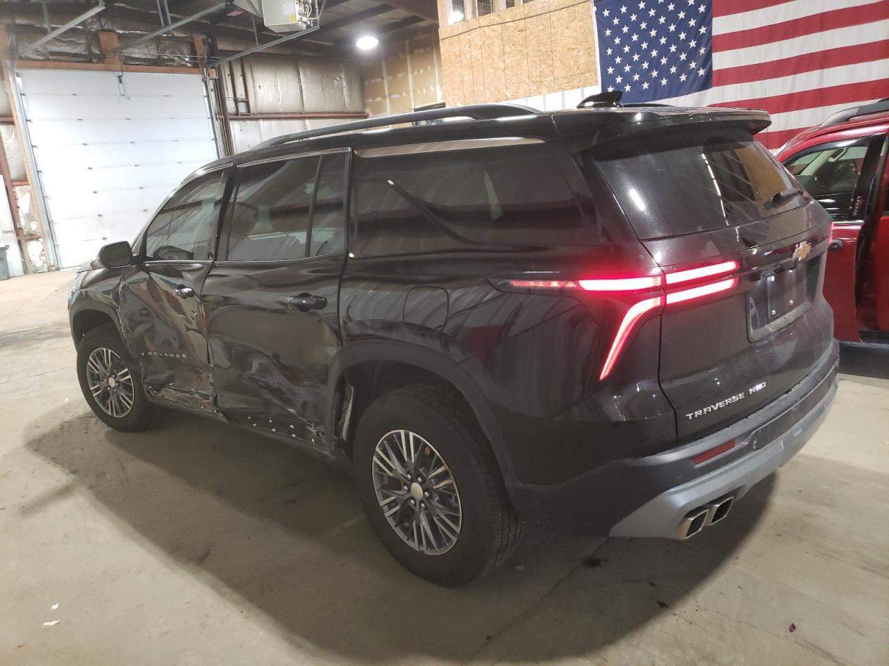 2025 Chevrolet Traverse Lt - Image 2