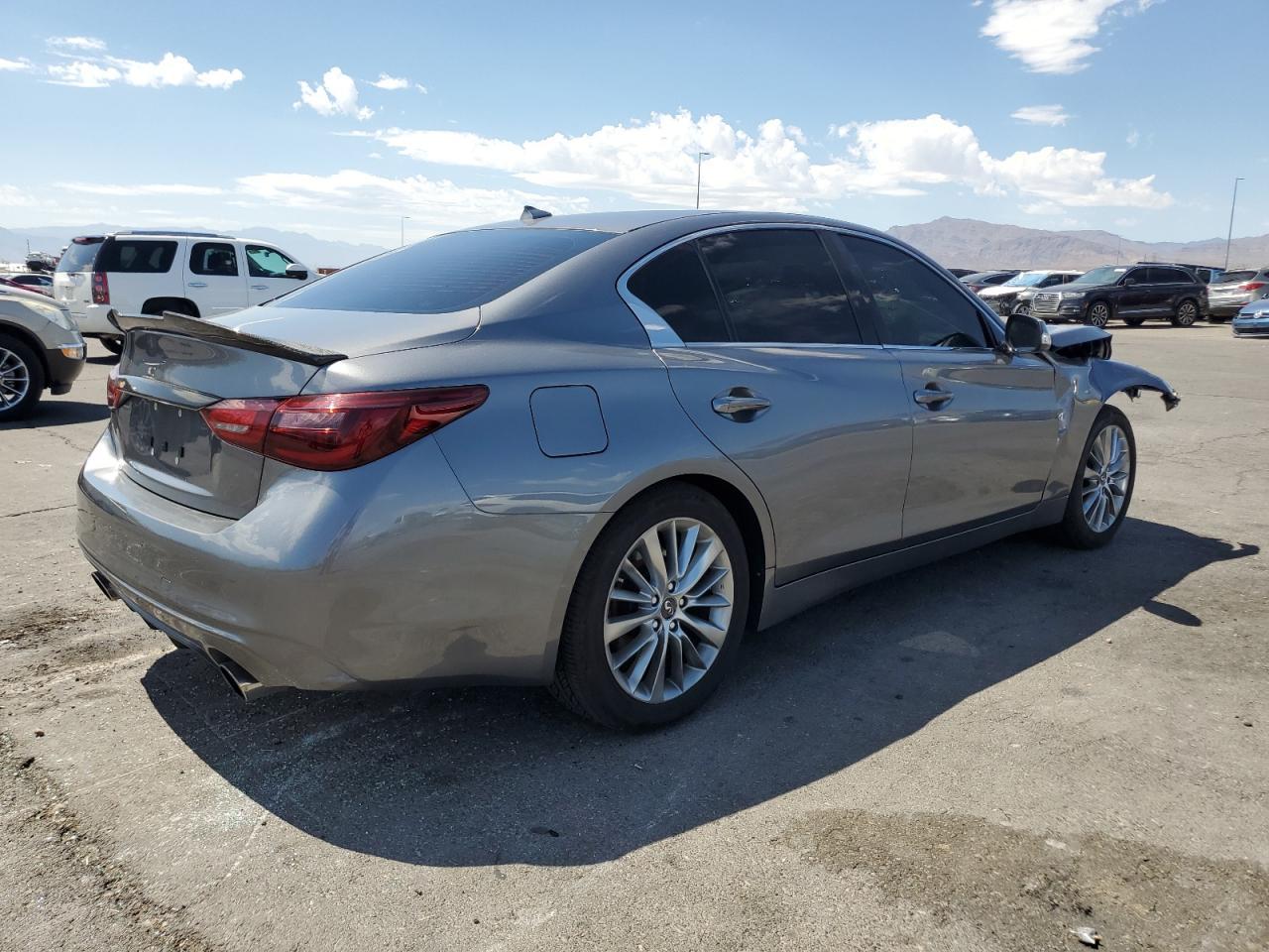 2019 Infiniti Q50 Luxe - Фото 3