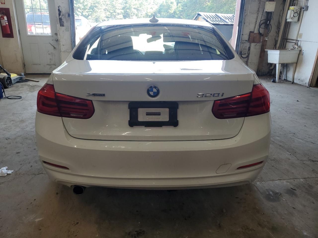 2018 BMW 320 Xi - Image 6