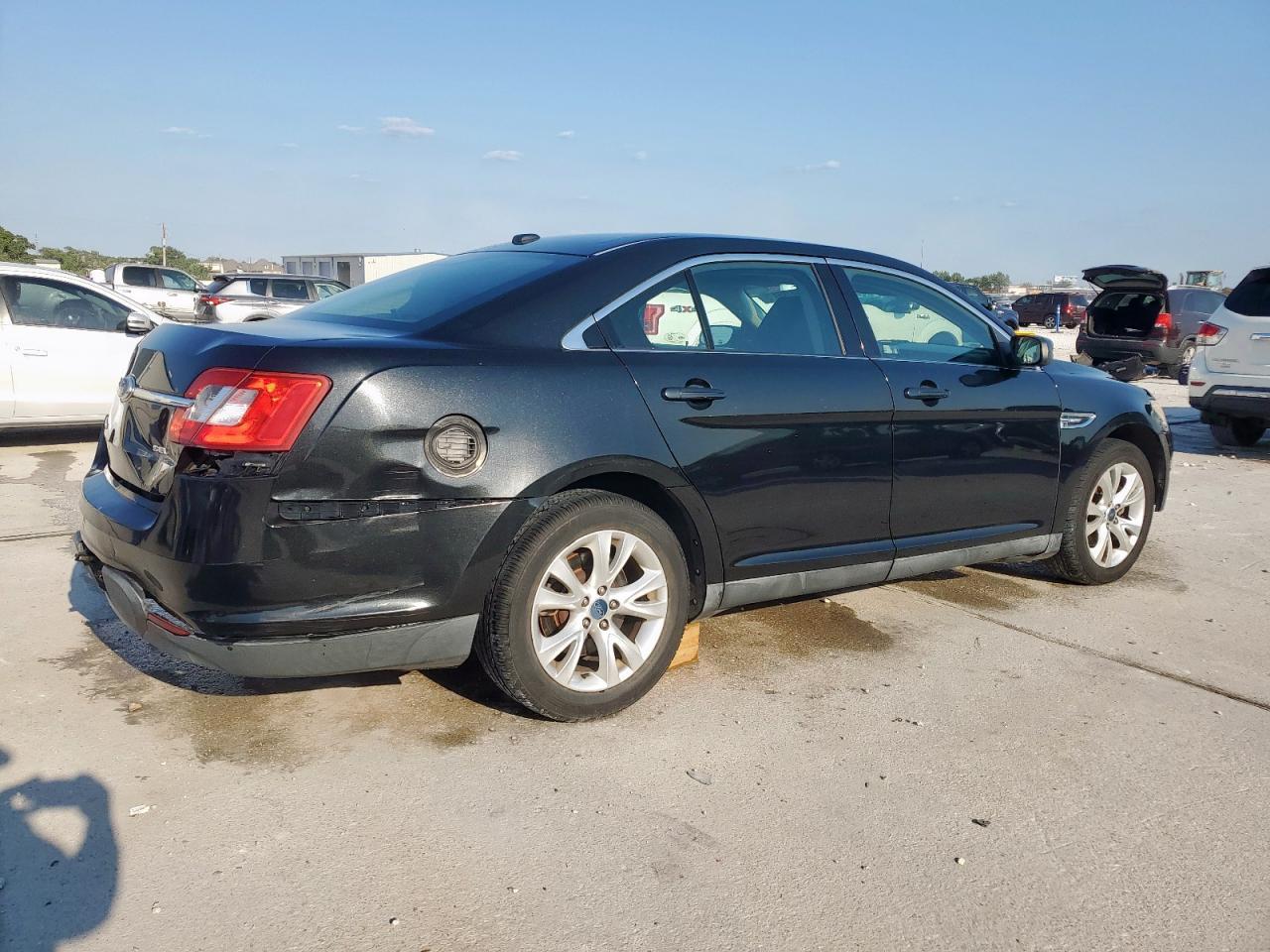 2011 Ford Taurus Sel - Image 3