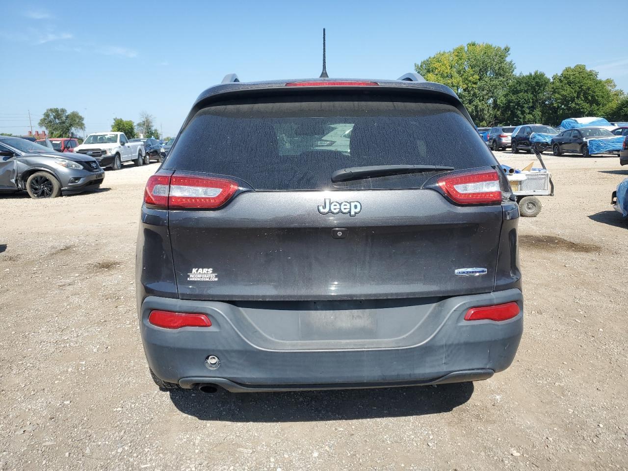 2017 Jeep Cherokee Latitude - Image 6