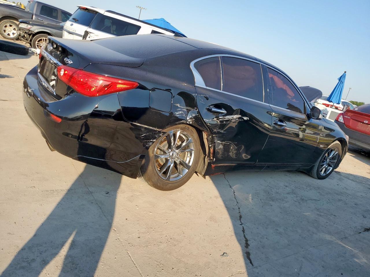 2017 Infiniti Q50 Premium - Фото 3