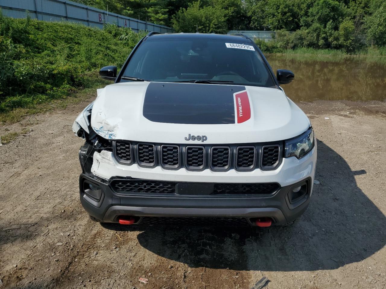 2024 Jeep Compass Trailhawk - Image 5