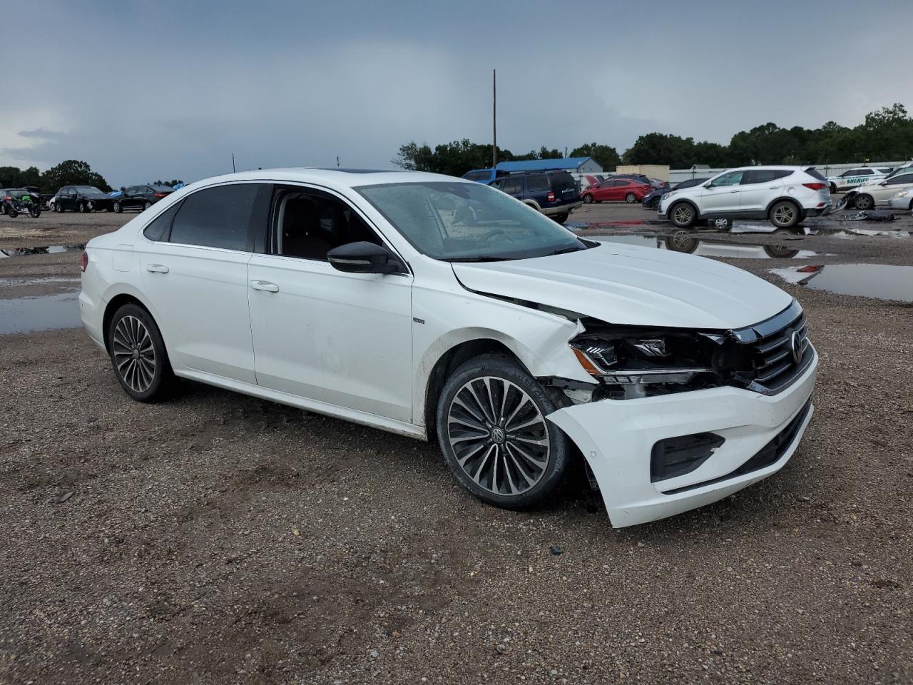 2022 Volkswagen Passat Limited Edition - Фото 4