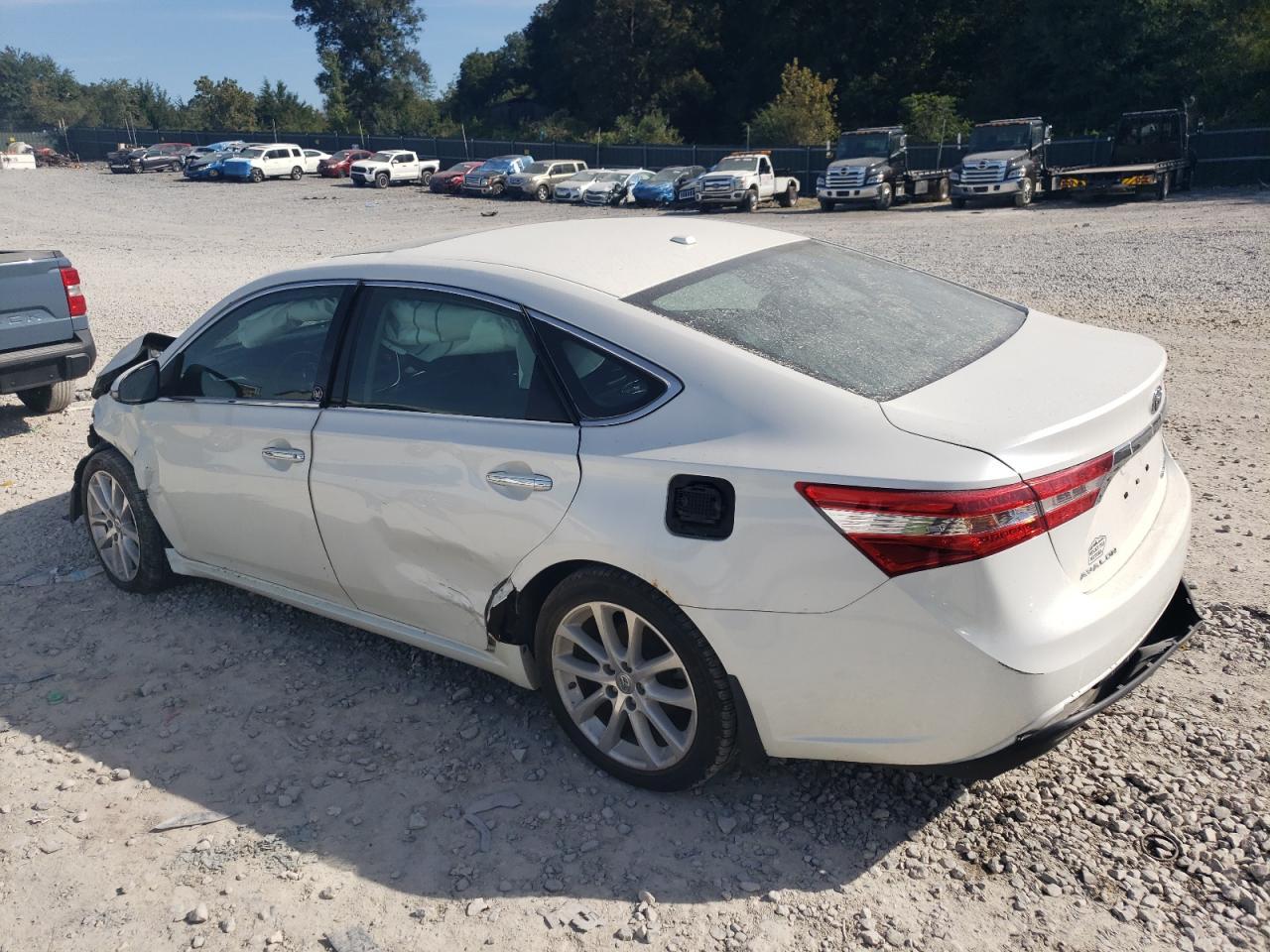 2014 Toyota Avalon Base - Фото 2