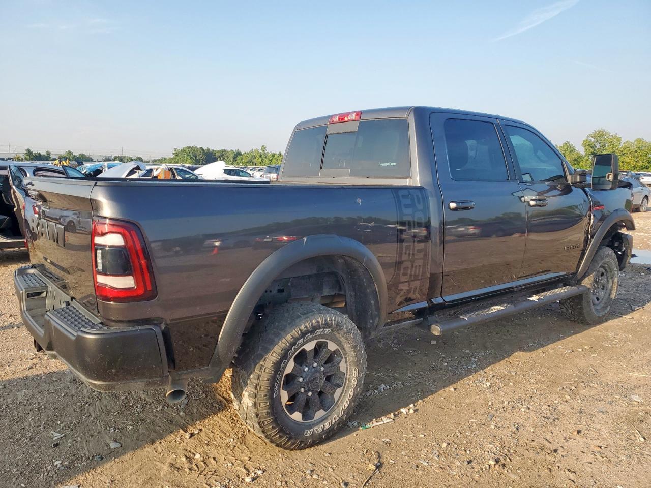 2022 Ram 2500 Powerwagon - Фото 3