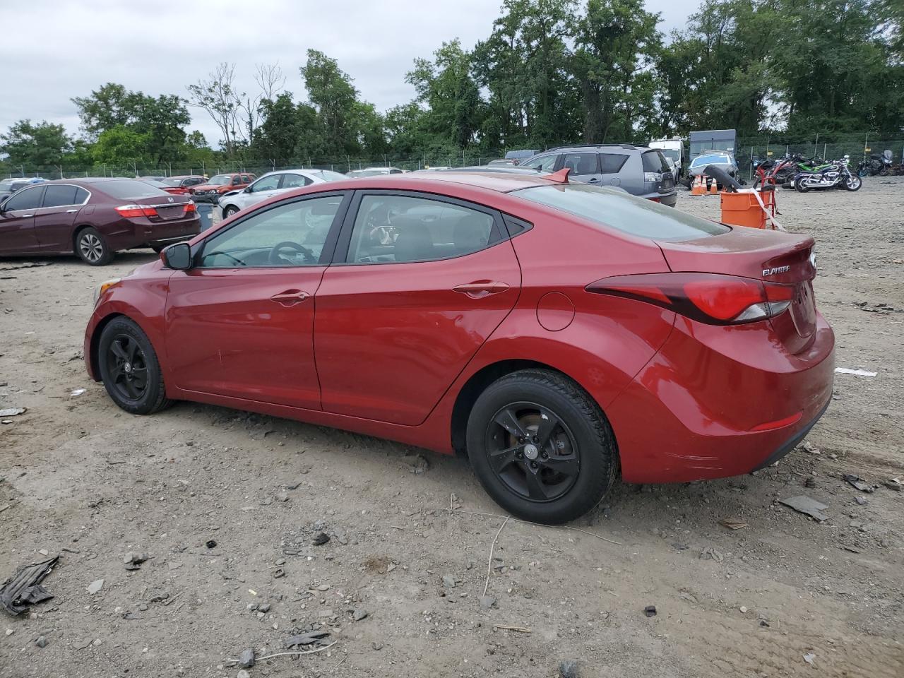 2014 Hyundai Elantra Se - Фото 2
