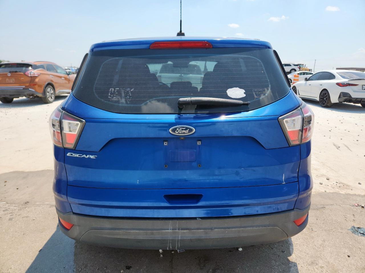 2017 Ford Escape S - Фото 6