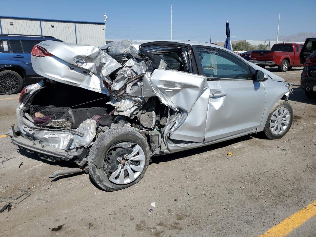 2020 Hyundai Accent Se - Фото 3