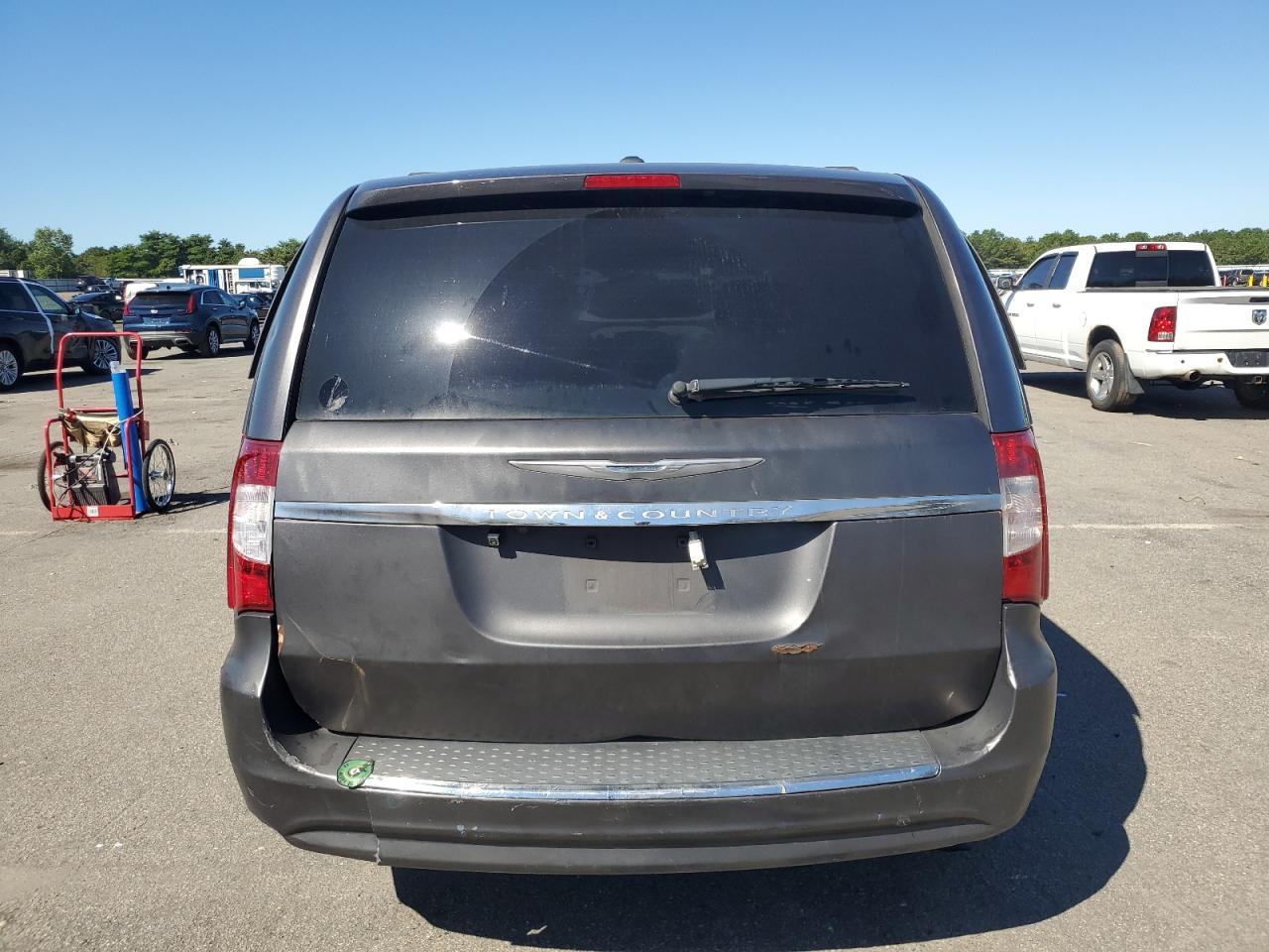 2015 Chrysler Town & Country Touring - Фото 6