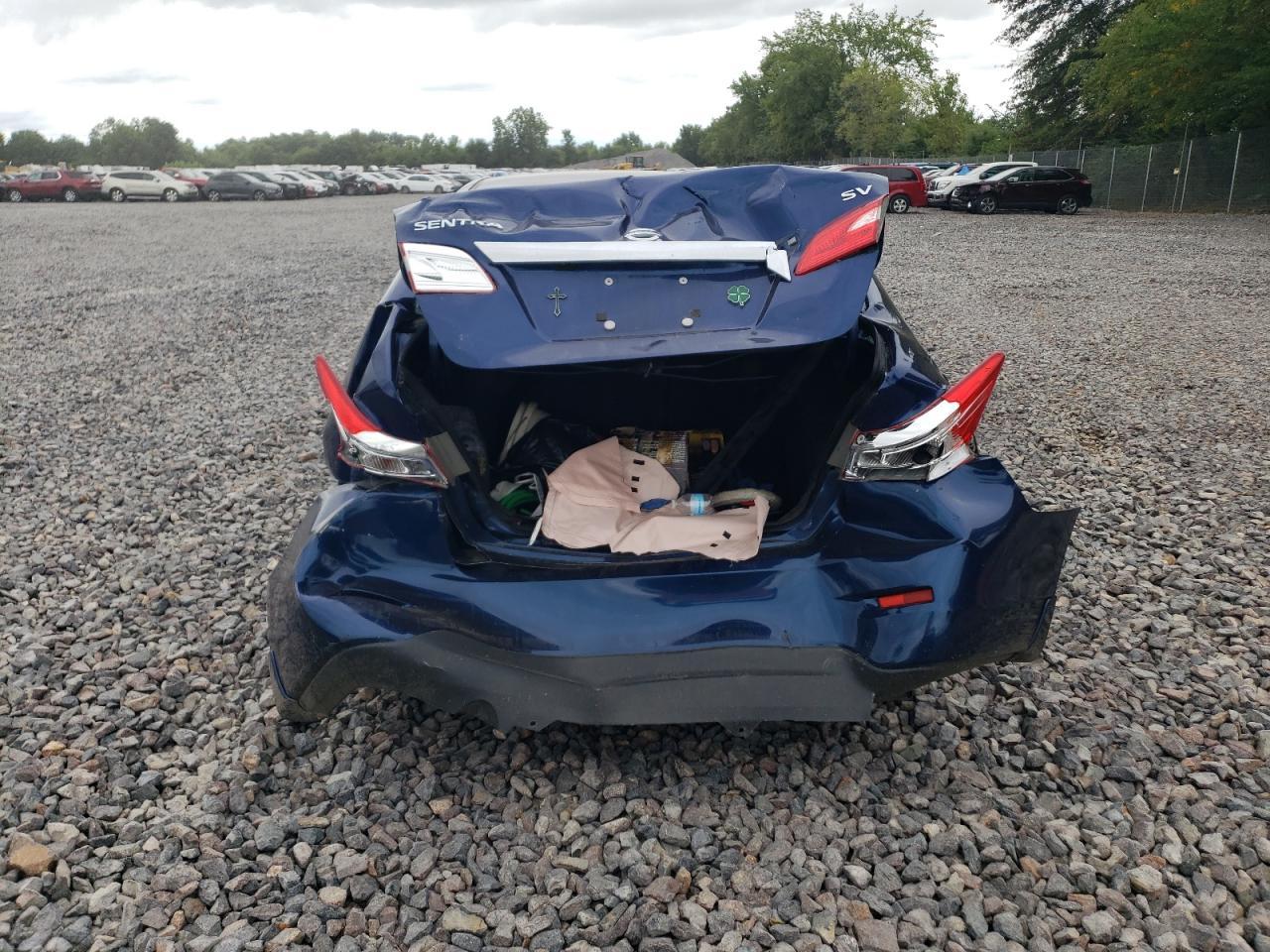 2016 Nissan Sentra S - Image 6