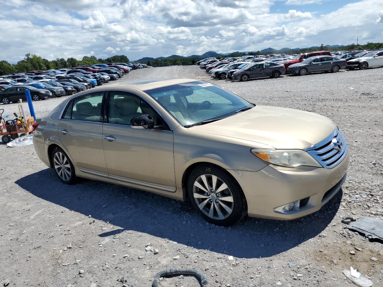 2011 Toyota Avalon Base - Фото 4