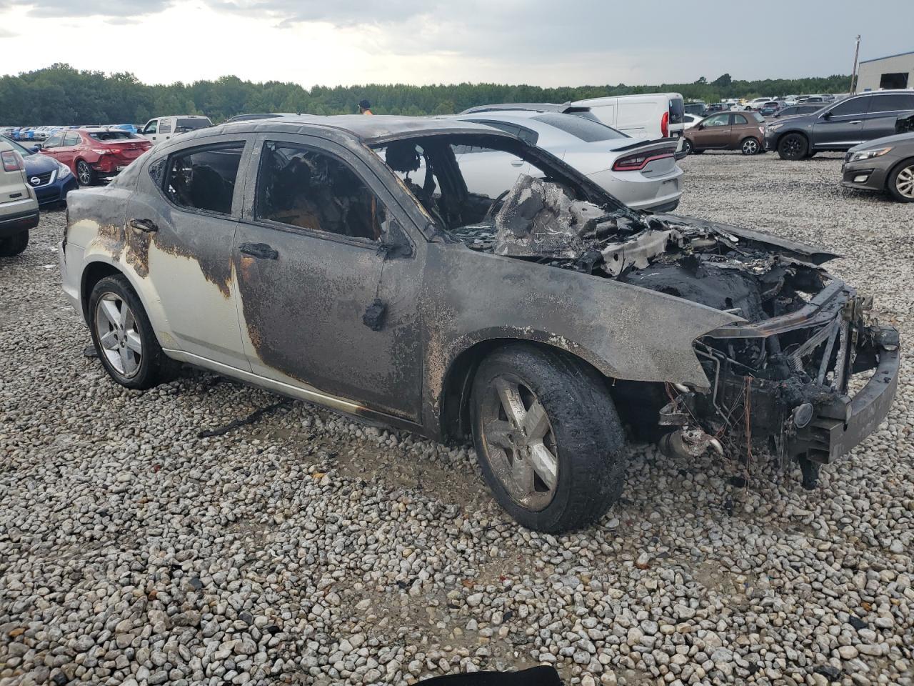 2012 Dodge Avenger Se - Image 4