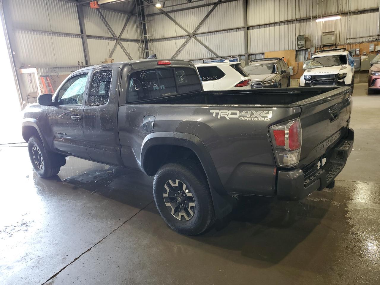 2022 Toyota Tacoma Access Cab - Фото 2
