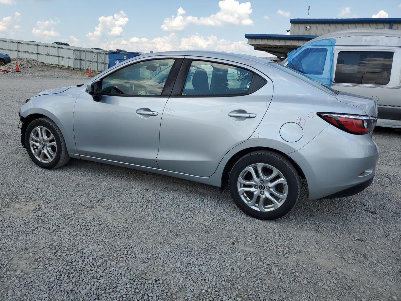 2018 Toyota Yaris Ia - Image 2