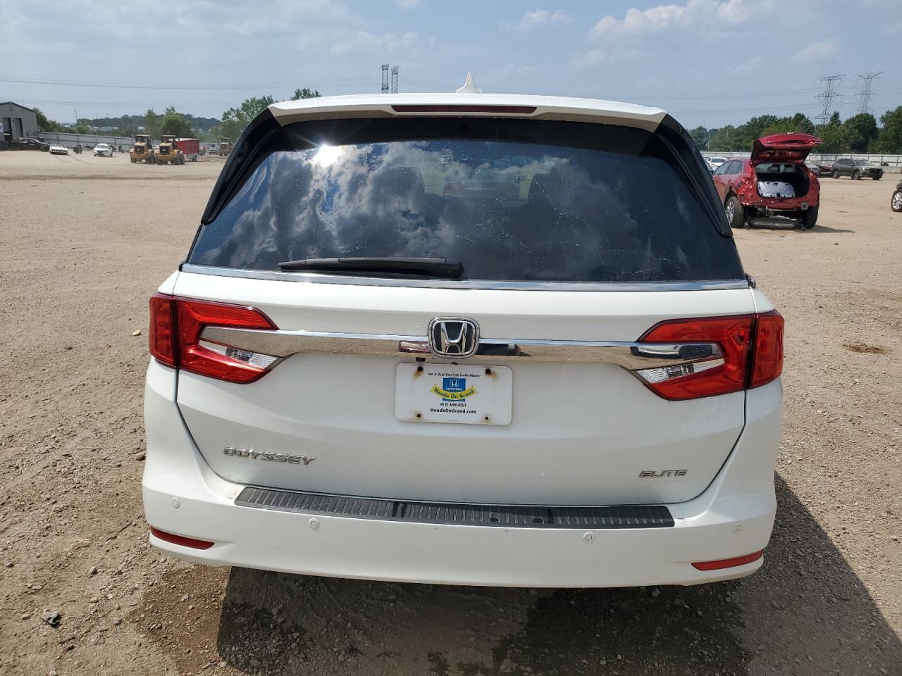 2018 Honda Odyssey Elite - Image 6