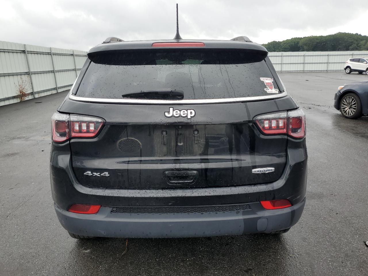 2020 Jeep Compass Latitude - Image 6