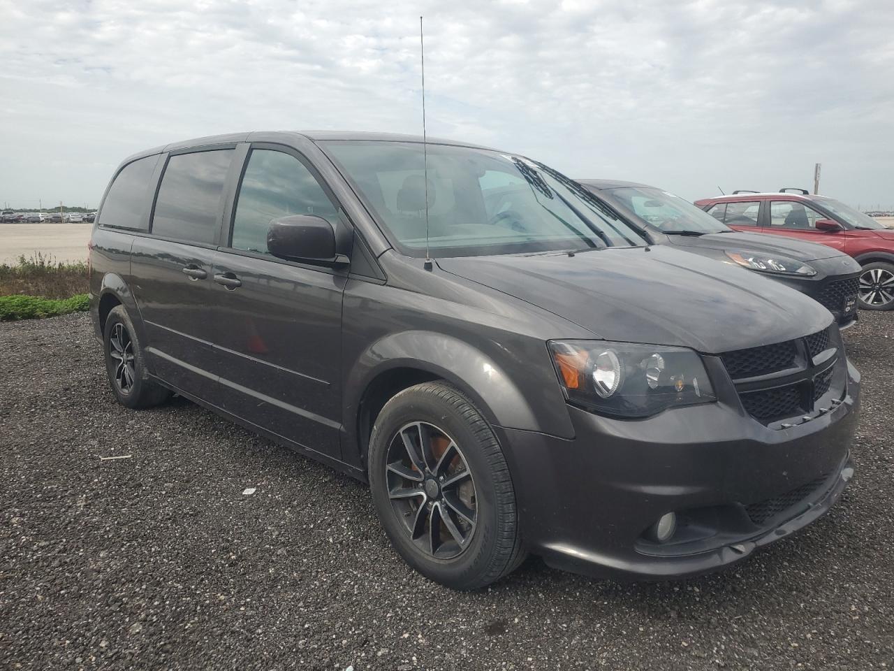 2015 Dodge Grand Caravan Sxt - Image 4