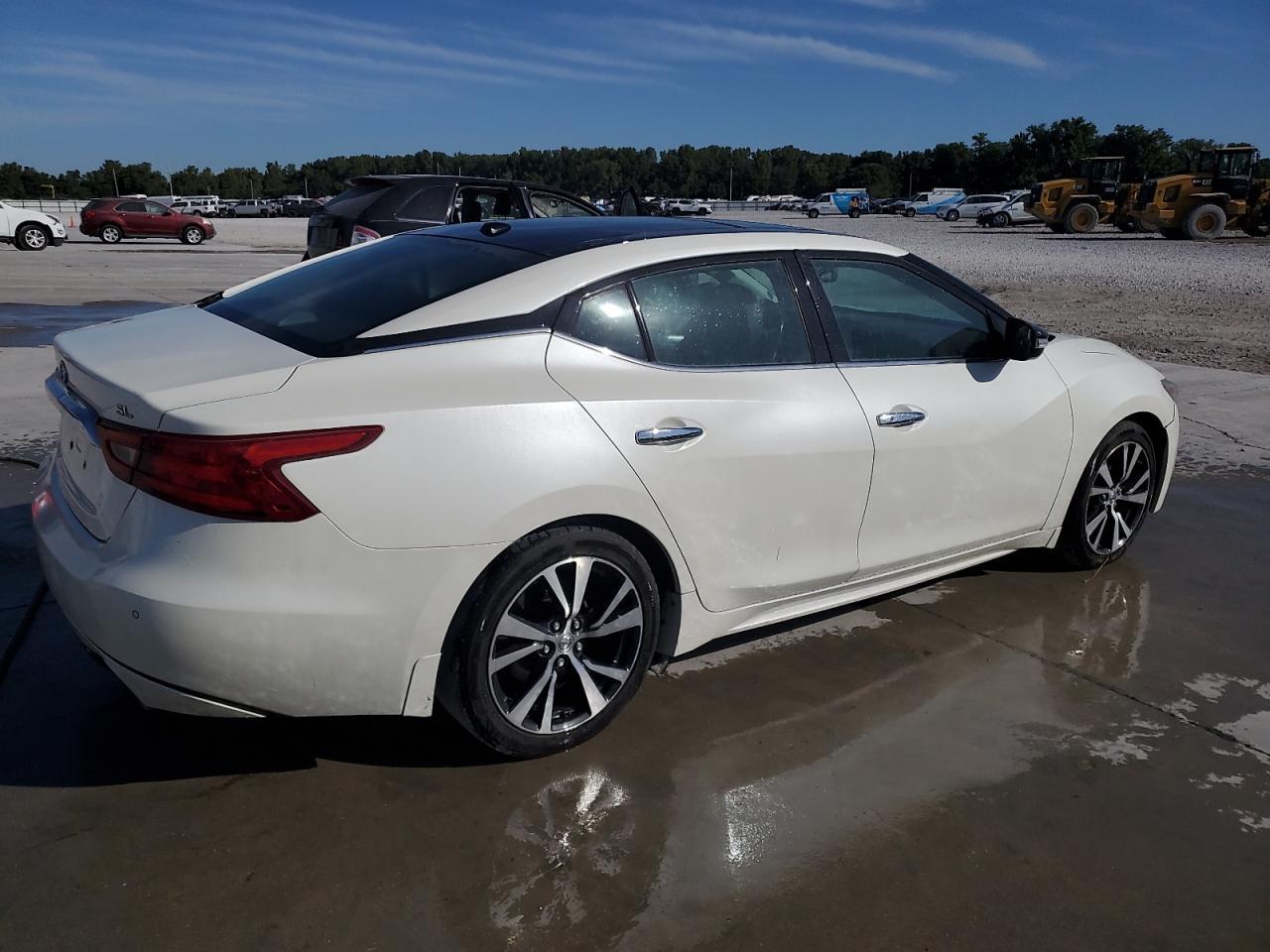 2017 Nissan Maxima 3.5S - Фото 3