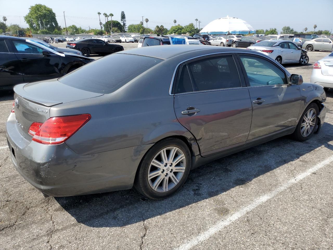 2006 Toyota Avalon Xl - Image 3