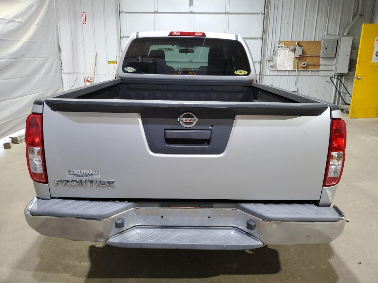 2014 Nissan Frontier S - Фото 6