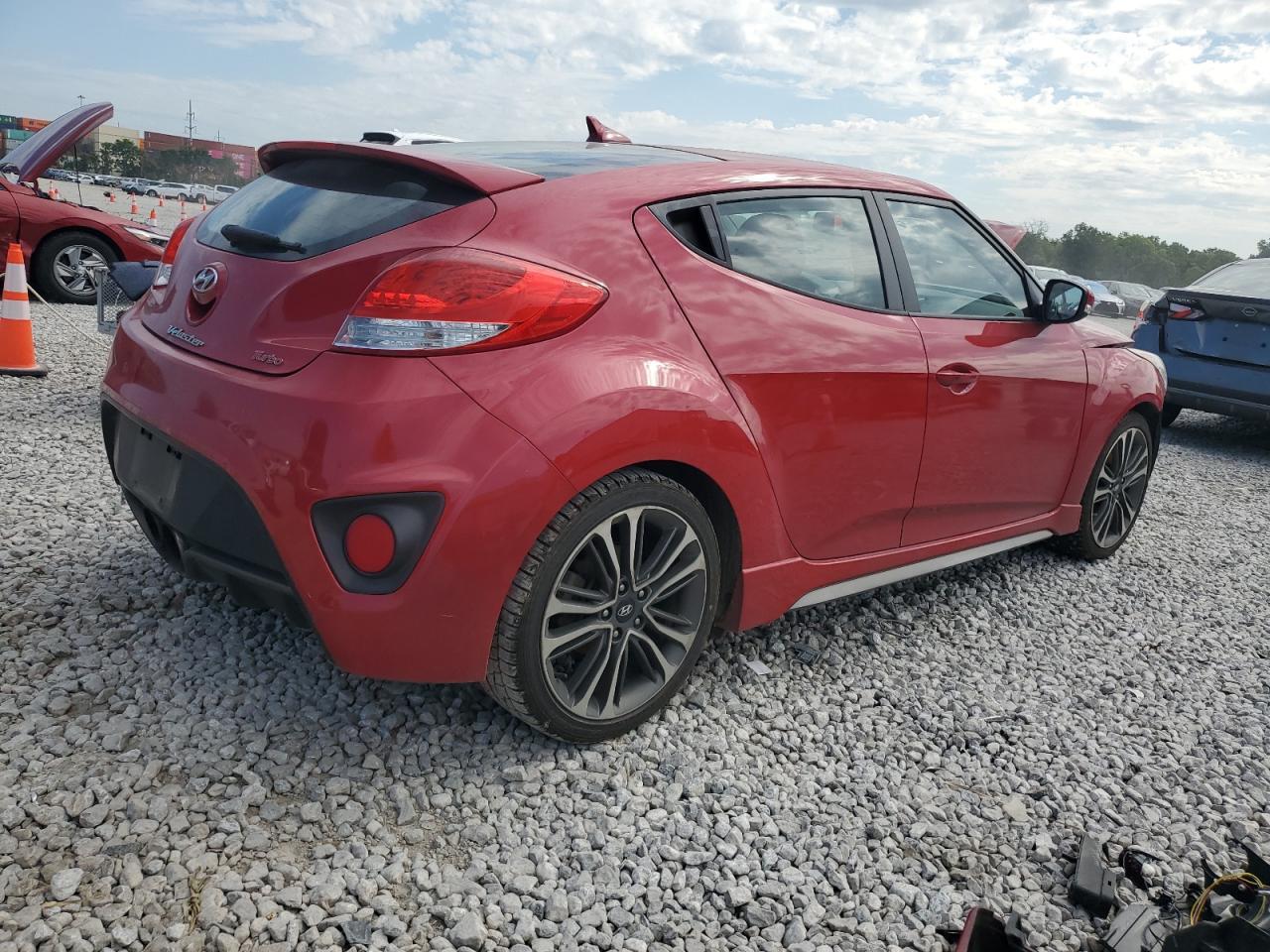 2016 Hyundai Veloster Turbo - Image 3