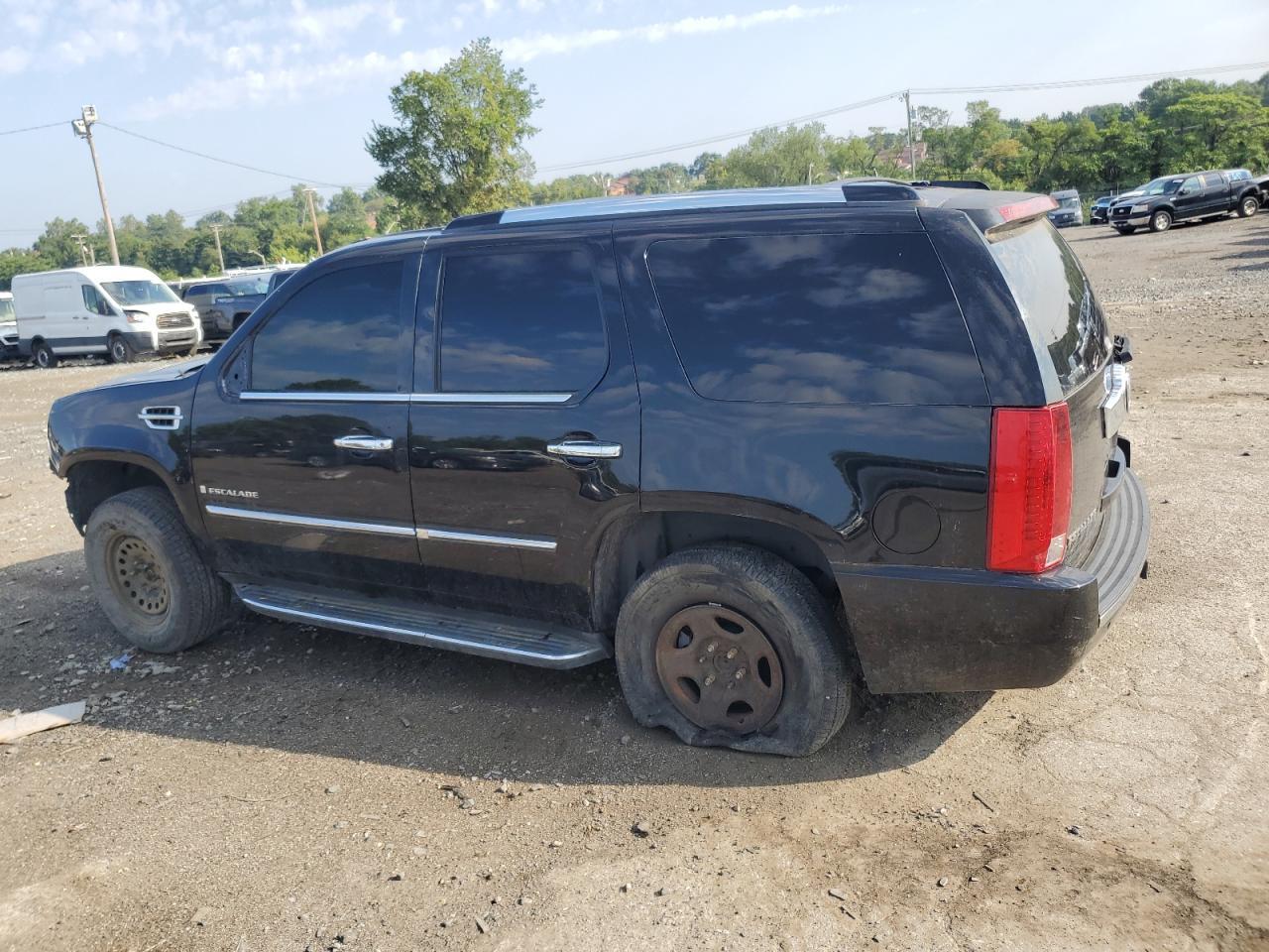2007 Cadillac Escalade Luxury - Фото 2