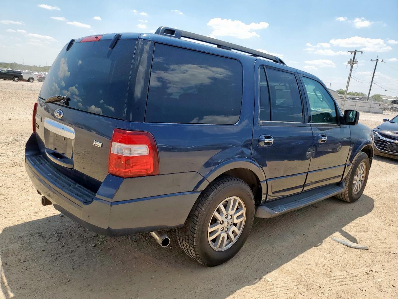 2013 Ford Expedition Xlt - Image 3