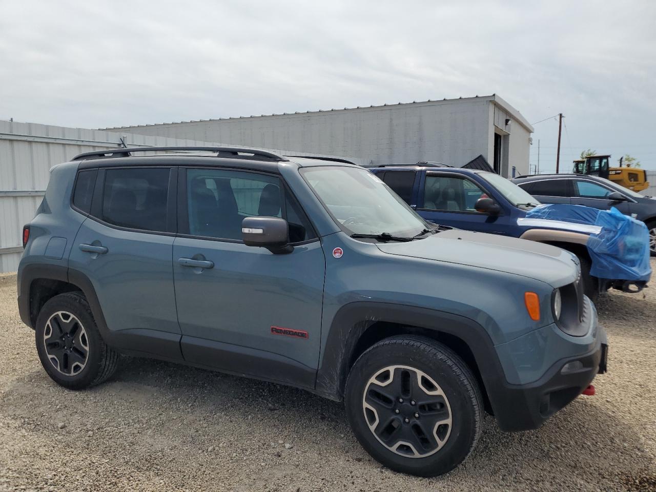 2016 Jeep Renegade Trailhawk - Фото 4