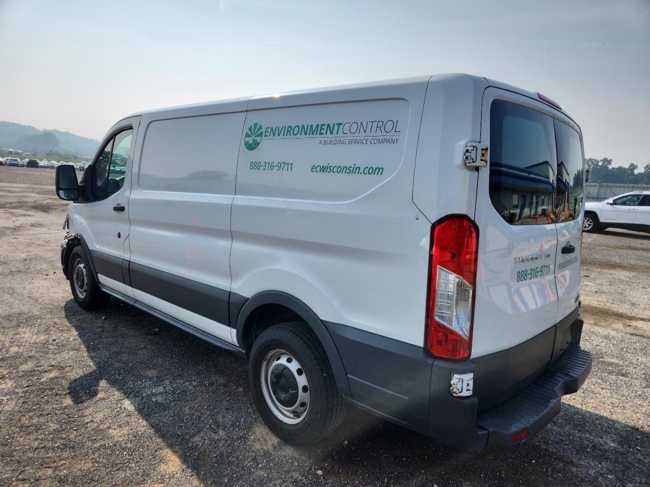 2015 Ford Transit T-150 - Фото 2