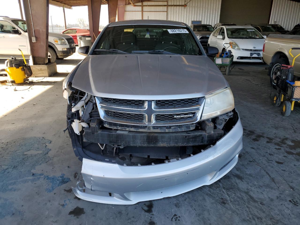 2012 Dodge Avenger Se - Image 5