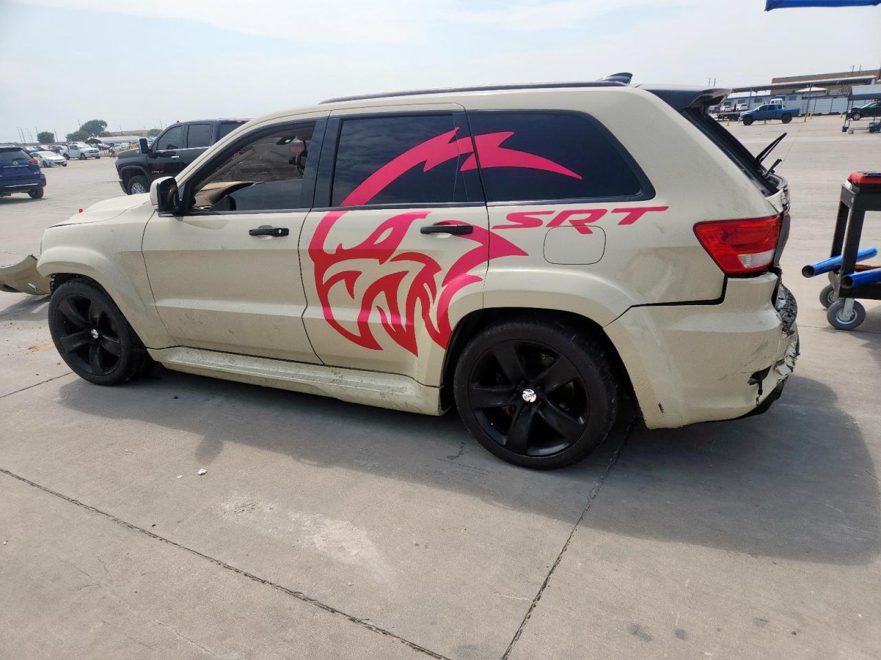 2012 Jeep Grand Cherokee Srt-8 - Фото 2