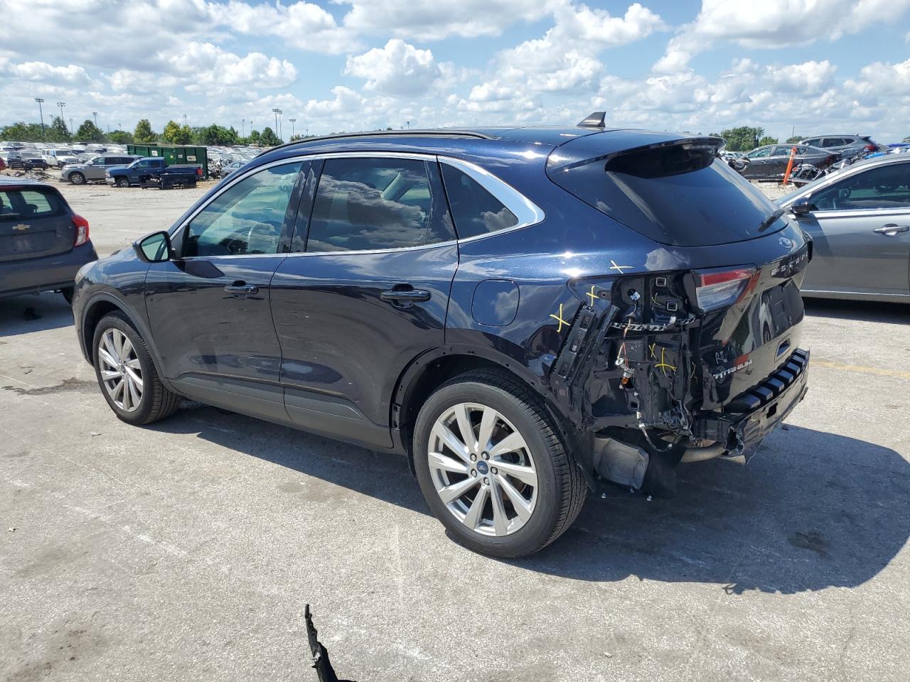 2021 Ford Escape Titanium - Фото 2