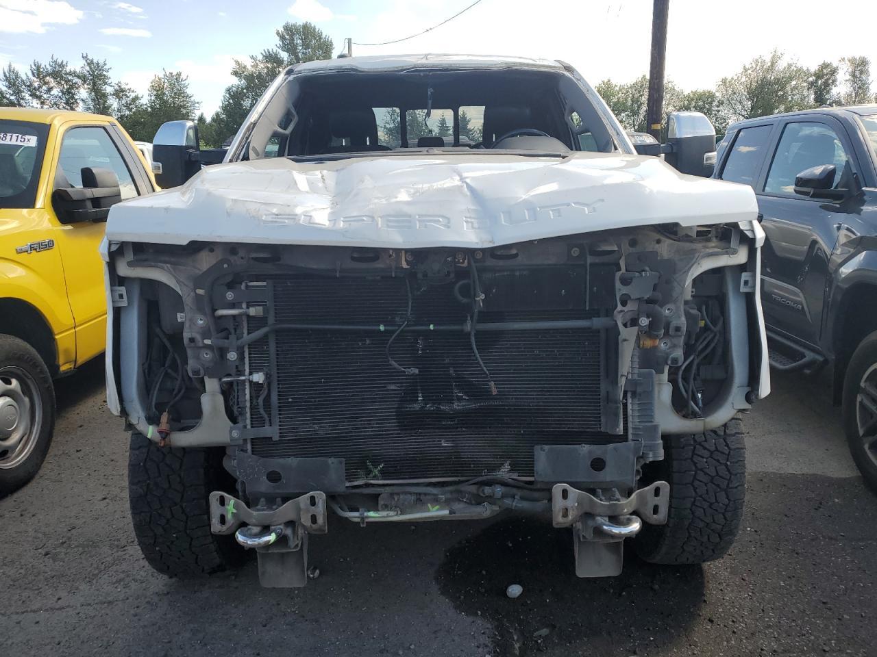 2018 Ford F350 Super Duty - Image 5
