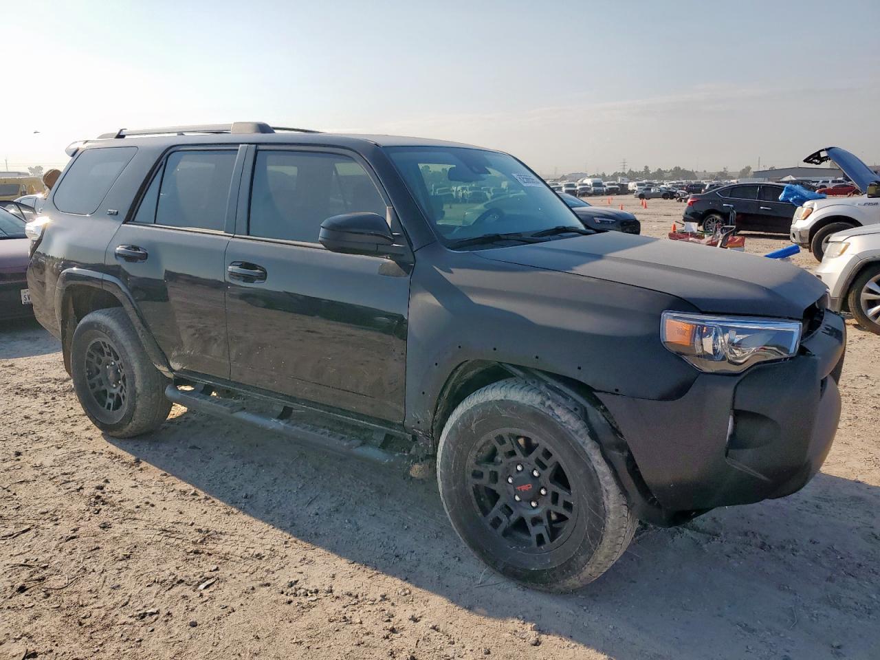 2023 Toyota 4Runner Sr5 - Image 4