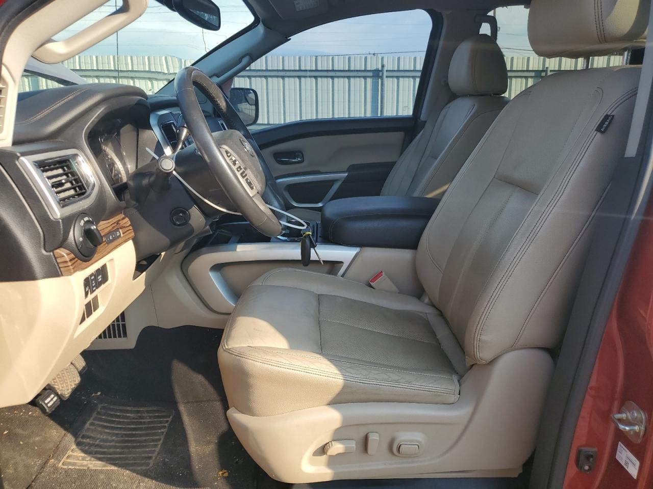 2017 Nissan Titan Sv - Фото 7