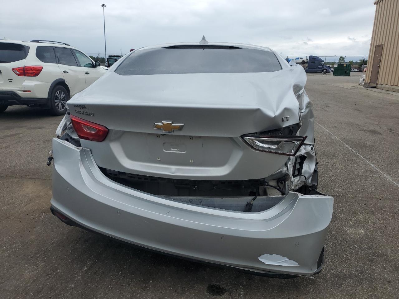 2017 Chevrolet Malibu Lt - Фото 6