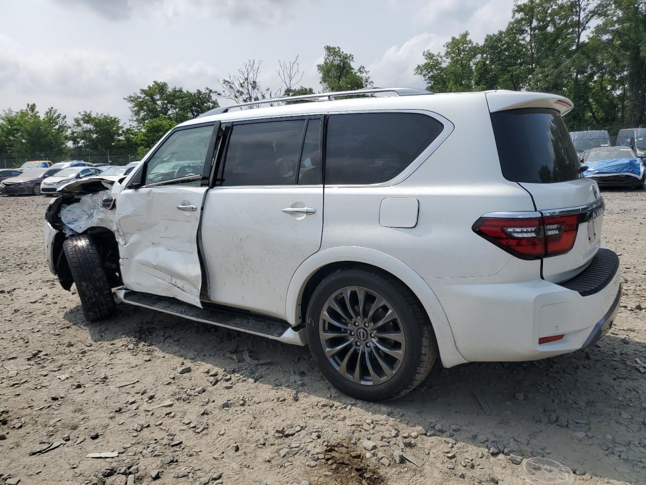 2023 Nissan Armada Platinum - Фото 2