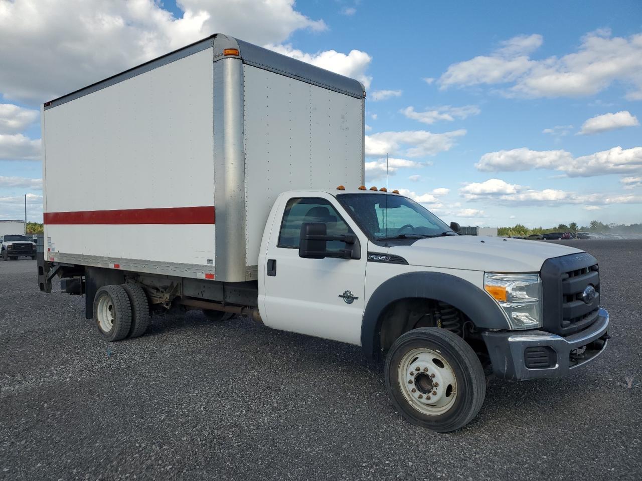 2015 Ford F550 Super Duty - Фото 4
