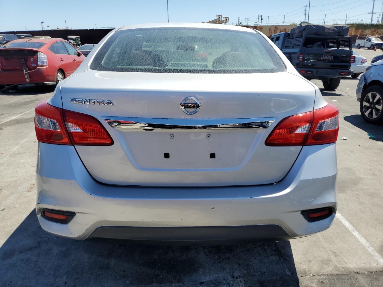 2018 Nissan Sentra S - Image 6