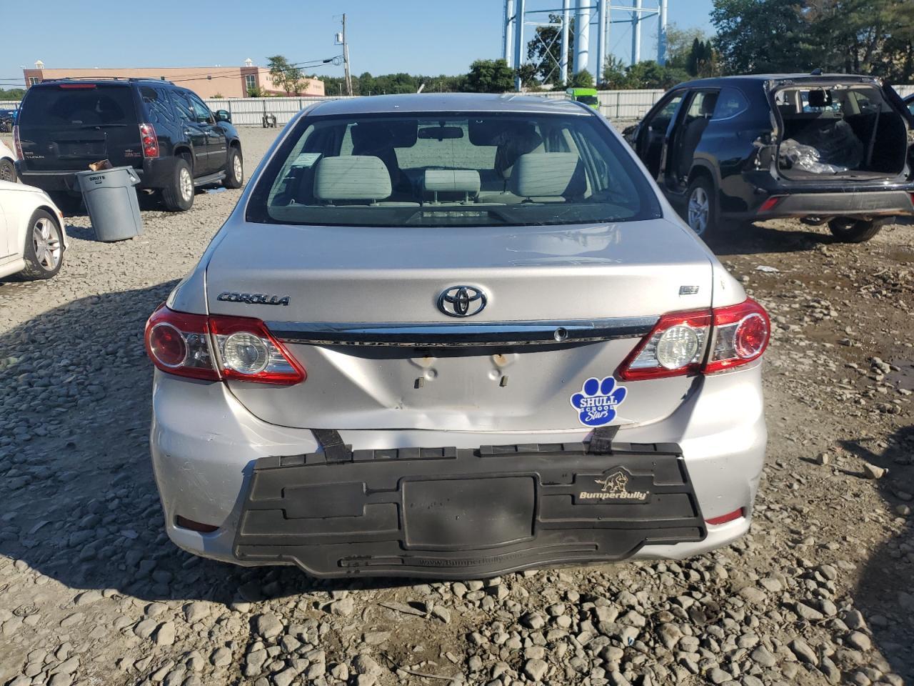2011 Toyota Corolla Base - Фото 6