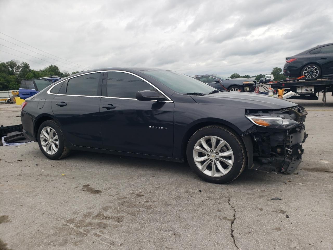 2022 Chevrolet Malibu Lt - Image 4