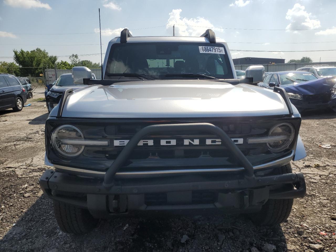 2022 Ford Bronco Base - Фото 5