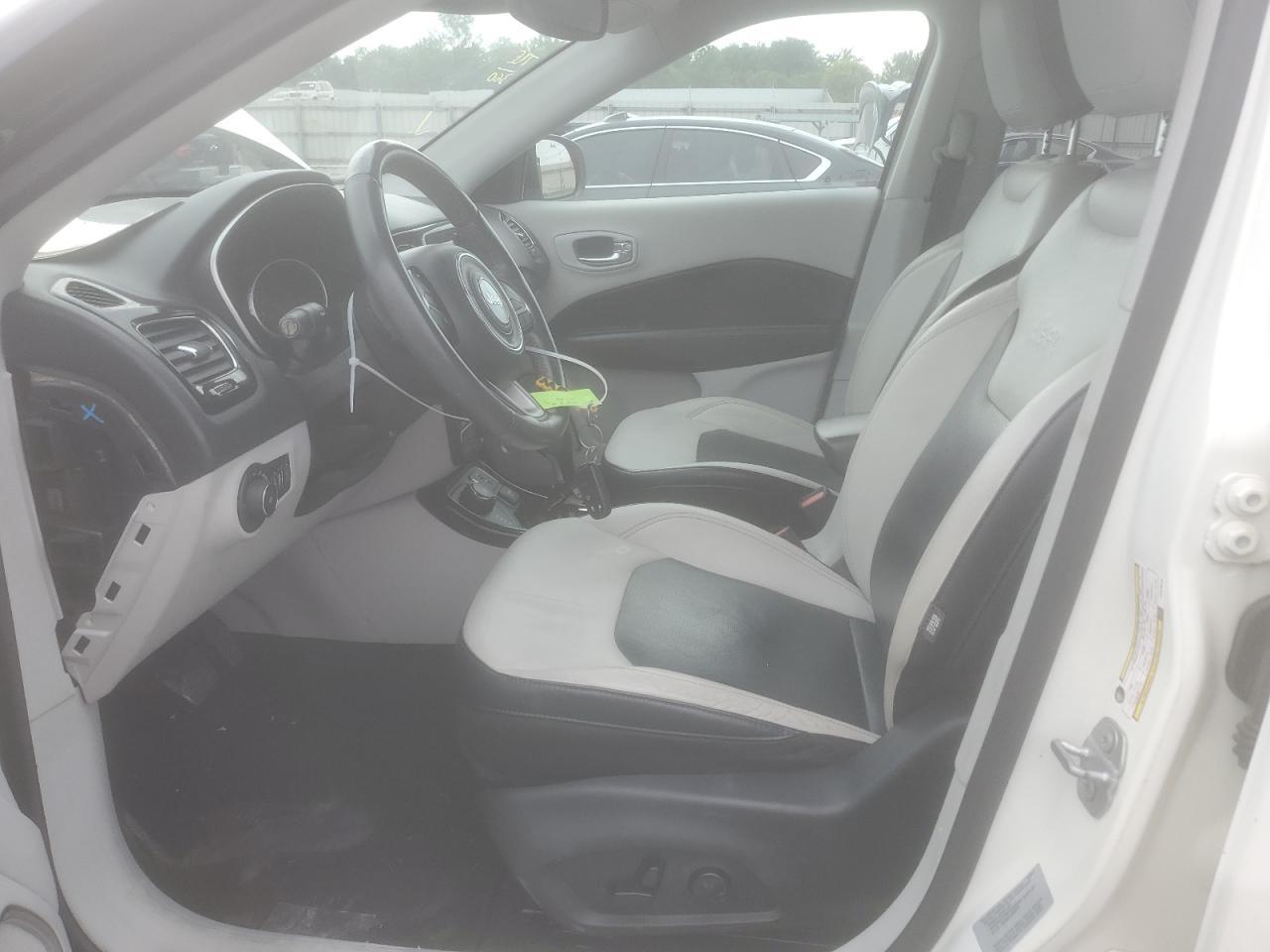 2017 Jeep Compass Limited - Image 7