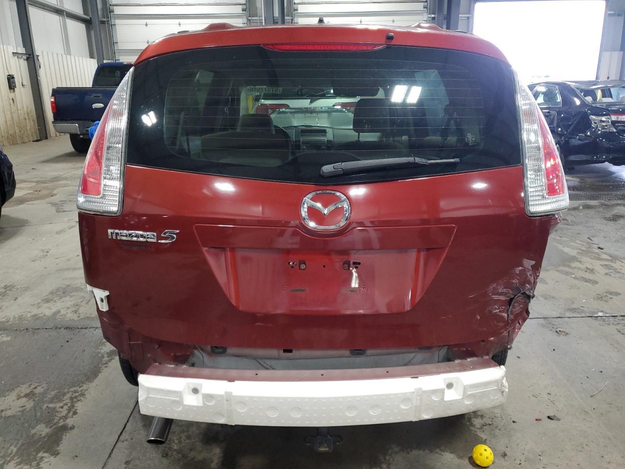 2009 Mazda 5 - Image 6